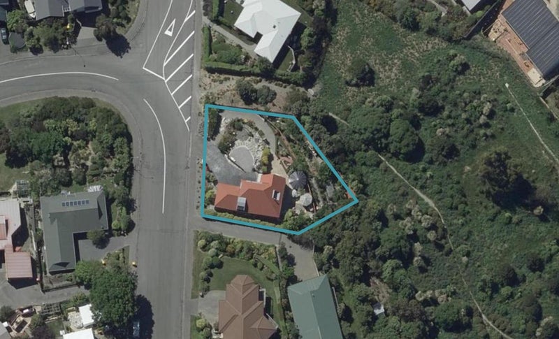 51 Ravensdale Rise, Westmorland, Christchurch - Carousel 1