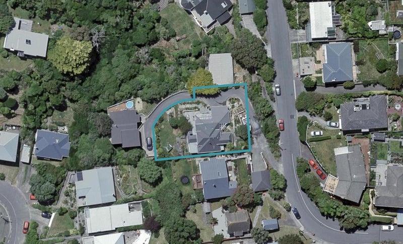 7 Seatoun Heights Road, Miramar, Wellington - Carousel 1