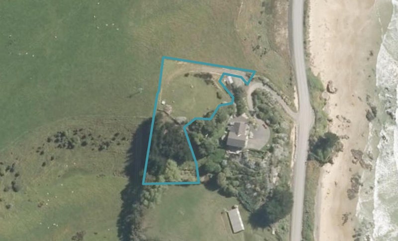 410 The Nuggets Road, Balclutha - Carousel 1