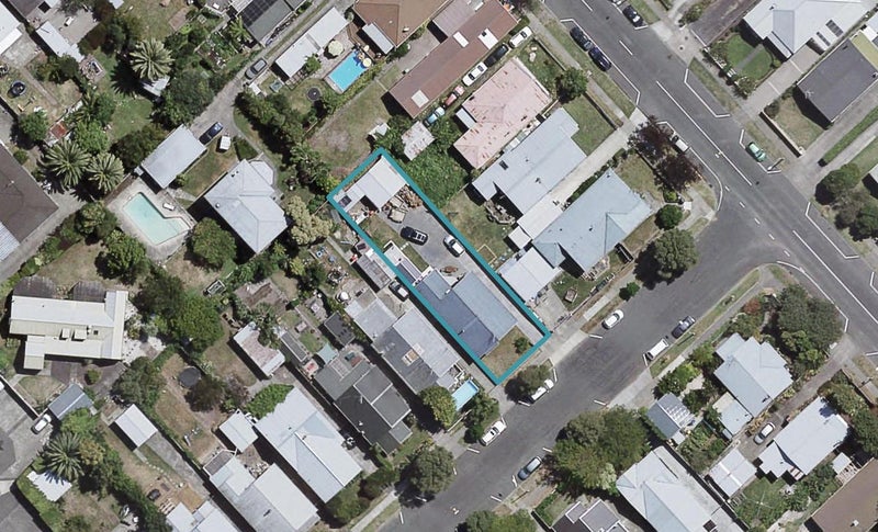 2 Campaign Street, Napier South, Napier - Carousel 1