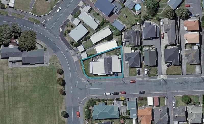 18 Crawford Green, Miramar, Wellington - Carousel 1