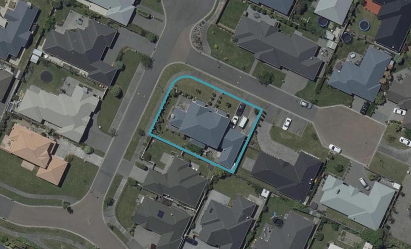 2 Grace Close, Aidanfield, Christchurch - Carousel 1