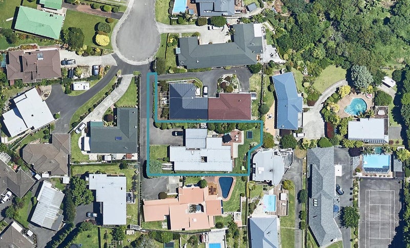 32 Claremont Terrace, Otumoetai, Tauranga - Carousel 1