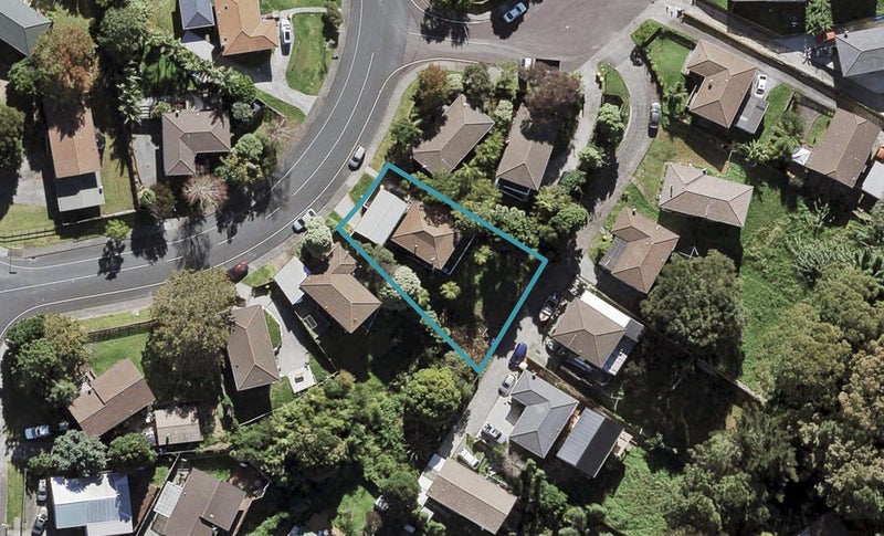 7 Benchmark Drive, Massey, Auckland - Carousel 1