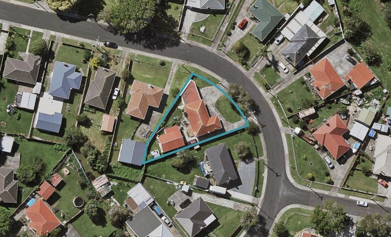 15 Blampied Road, Otara, Auckland - Carousel 1
