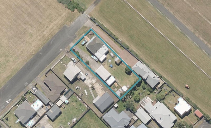 3 Anson Street, Gonville, Whanganui - Carousel 1
