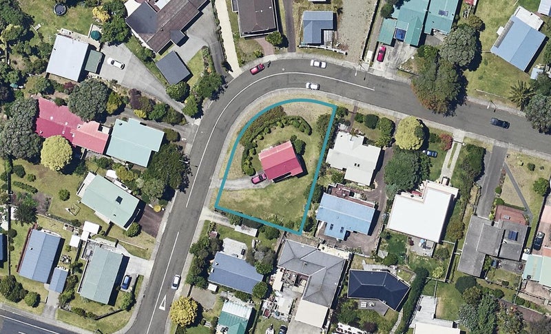 2 Eruini Street, Ohope, Ohope - Carousel 1