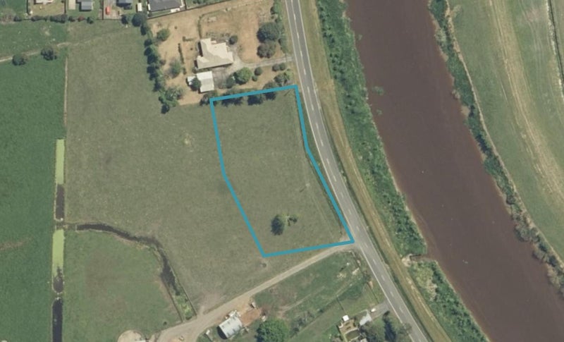 60 Kaihere Road, NGATEA, Ngatea - Carousel 1