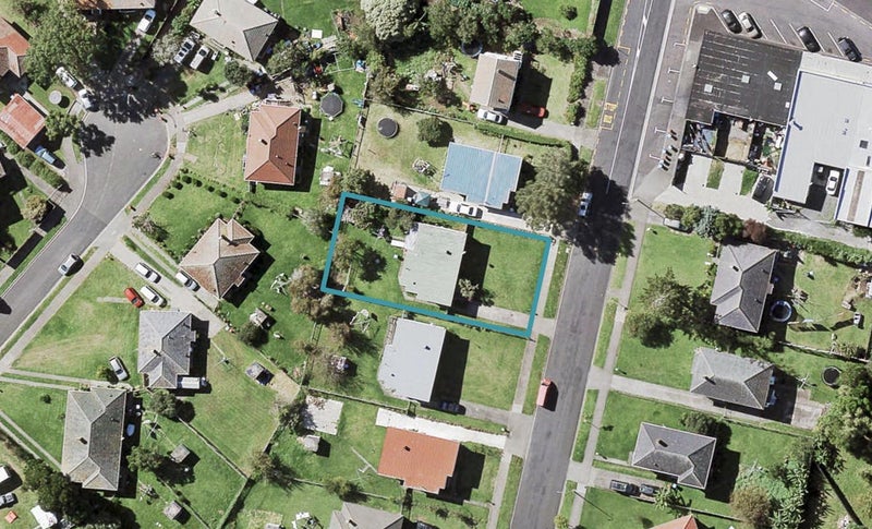 7 Heatherbank Street, Glen Innes, Auckland - Carousel 1