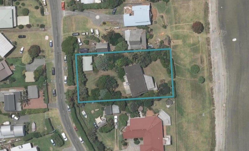 10 Alamar Crescent, Mangawhai Heads, Mangawhai - Carousel 1