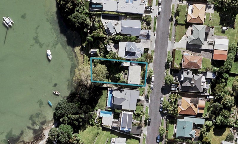 22 Westmere Park Avenue, Westmere, Auckland - Carousel 1