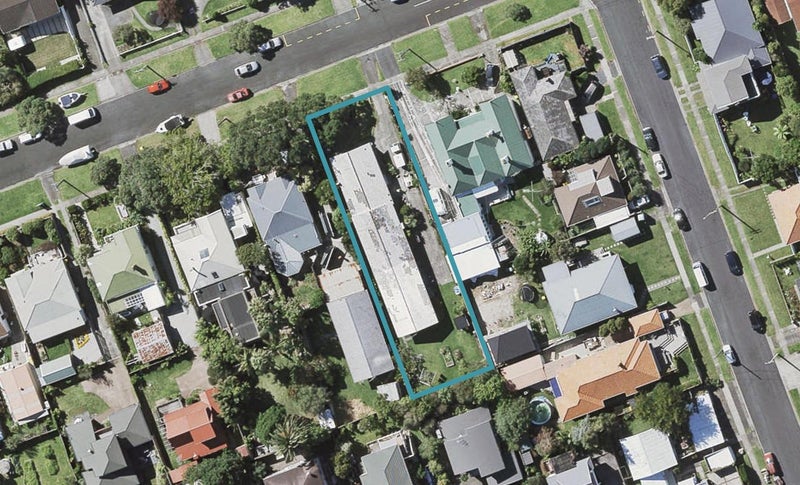 3/23 Aramoana Avenue, Devonport, Auckland - Carousel 1