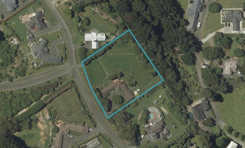 28 Waicola Drive, Fitzherbert, Palmerston North - Carousel 1