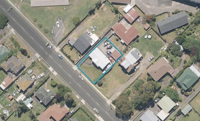 16 Puriri Street, Gonville, Whanganui - Carousel 1