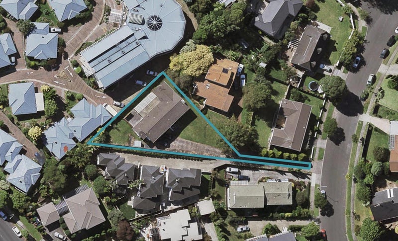 26 Pyatt Crescent, Saint Johns, Auckland - Carousel 1