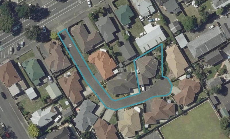 8 Seville Court, Terrace End, Palmerston North - Carousel 1