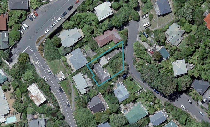 21 Governor Road, Northland, Wellington - Carousel 1