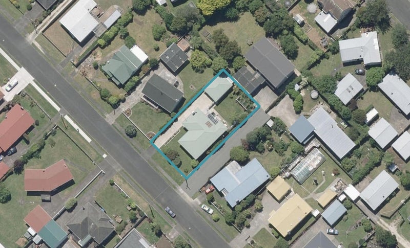 92 Surrey Road, Springvale, Whanganui - Carousel 1