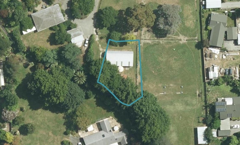 2 Magnolia Drive, Springlands, Blenheim - Carousel 1