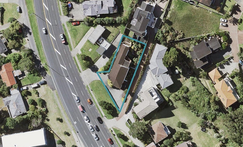 495 East Coast Road, Murrays Bay, Auckland - Carousel 1