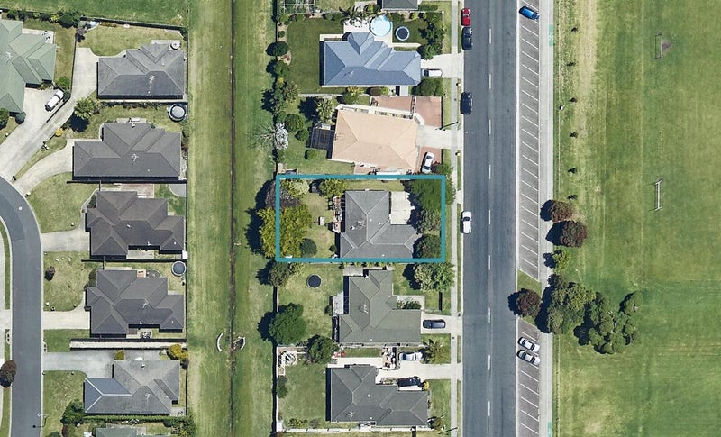 126 Evans Road, Papamoa Beach, Papamoa - Carousel 1