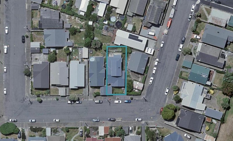33 Puru Crescent, Lyall Bay, Wellington - Carousel 1