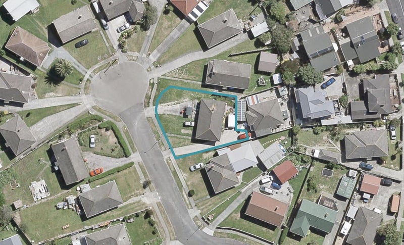 1/17 Puketapu Grove, Waiwhetu, Lower Hutt - Carousel 1