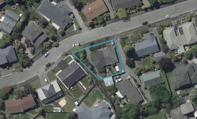 1/8 Wedgewood Avenue, Cashmere, Christchurch - Carousel 1