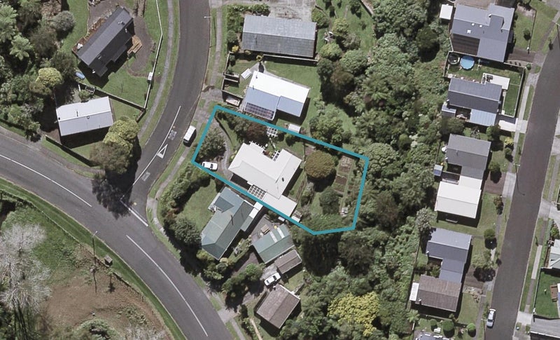 23 Heaphy Street, Westown, New Plymouth - Carousel 1