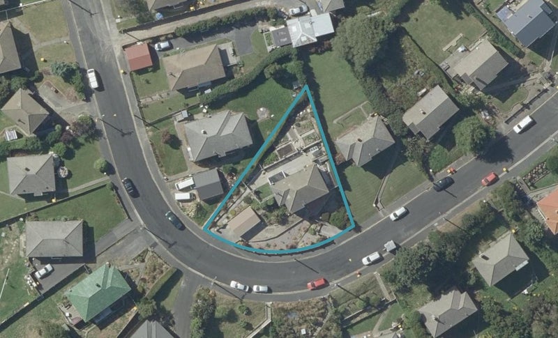 69 Columba Avenue, Calton Hill, Dunedin - Carousel 1