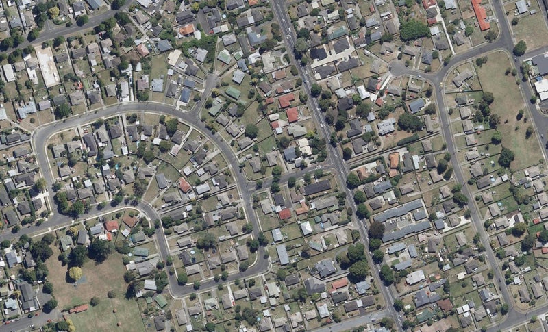 83 Marshall Street, Fairfield, Hamilton - Carousel 1
