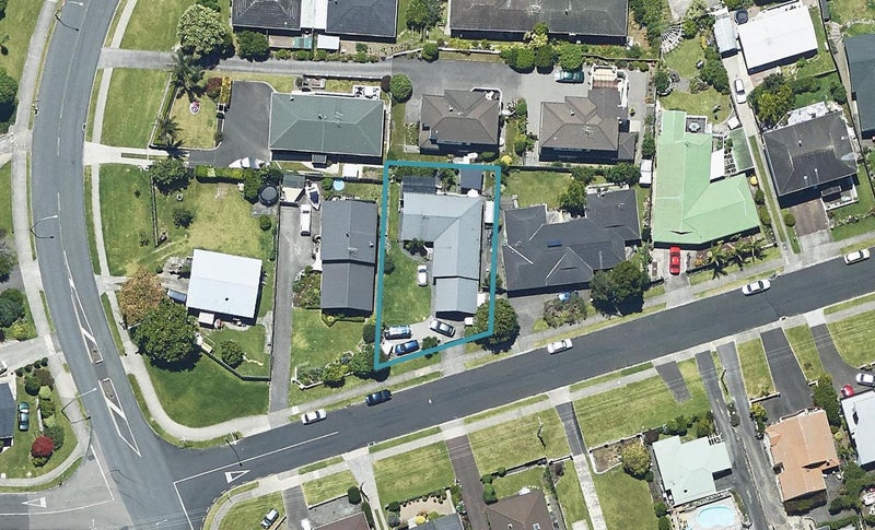 11 Wickham Place, Hairini, Tauranga - Carousel 1