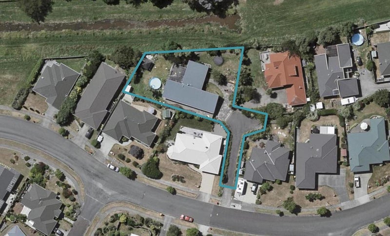 33 Murray Court, Paraparaumu Beach, Paraparaumu - Carousel 1