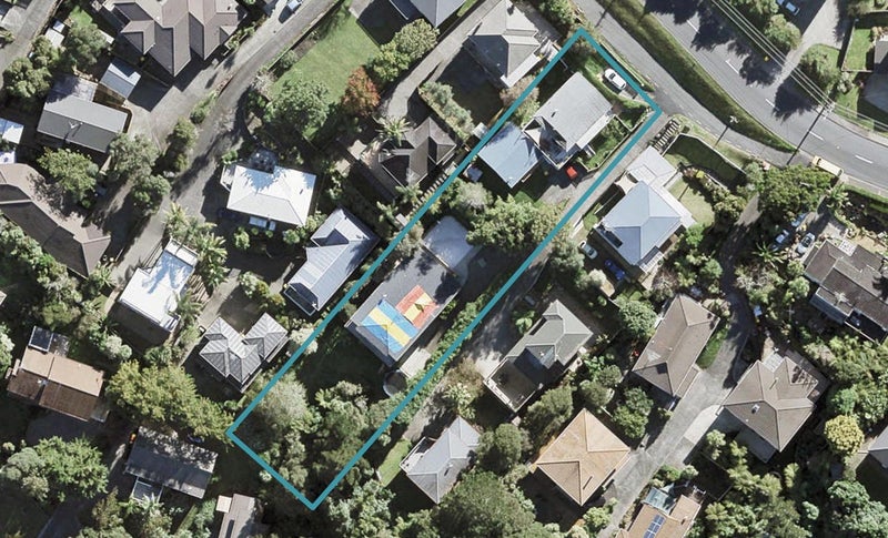 2/38 Carlisle Road, Browns Bay, Auckland - Carousel 1