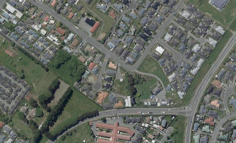 32 Saint Lukes Street, Woolston, Christchurch - Carousel 1