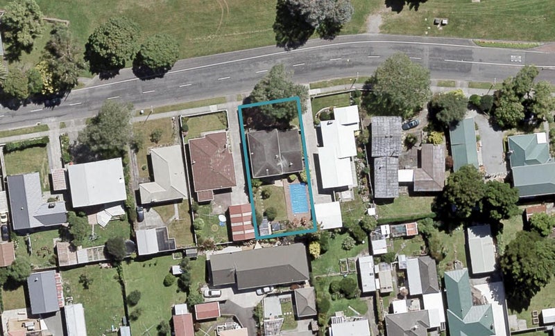 7 McLeod Street, Elderslea, Upper Hutt - Carousel 1
