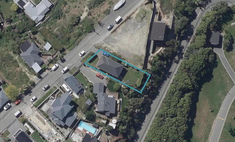 5 Moncks Spur Road, Redcliffs, Christchurch - Carousel 1
