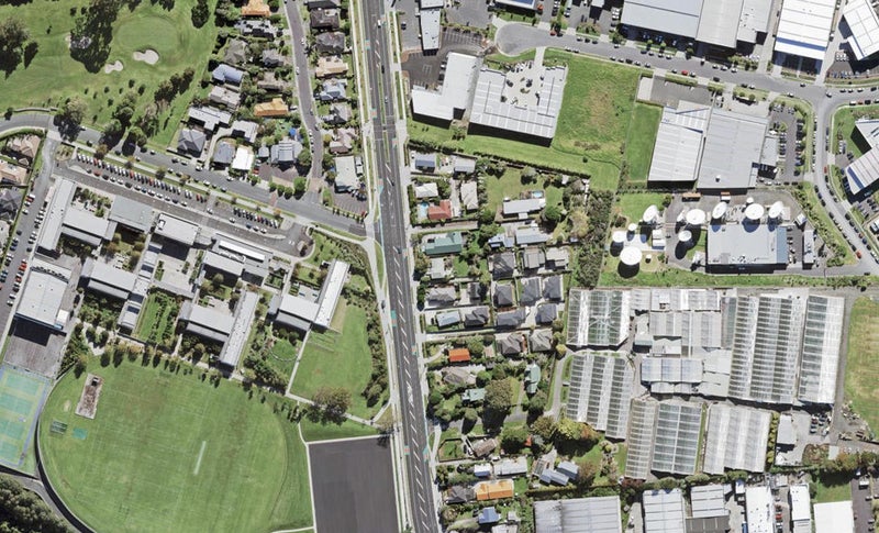 2/311 Albany Highway, Rosedale, Auckland - Carousel 1