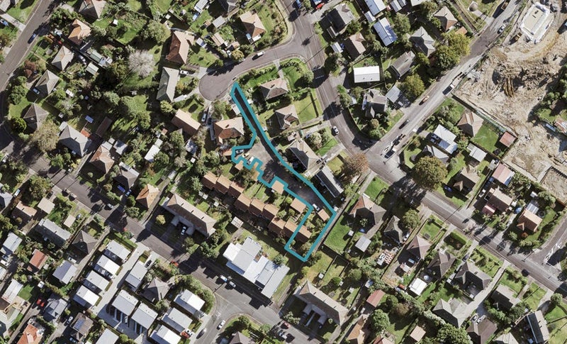 9/4 Arlington Street, Waterview, Auckland - Carousel 1