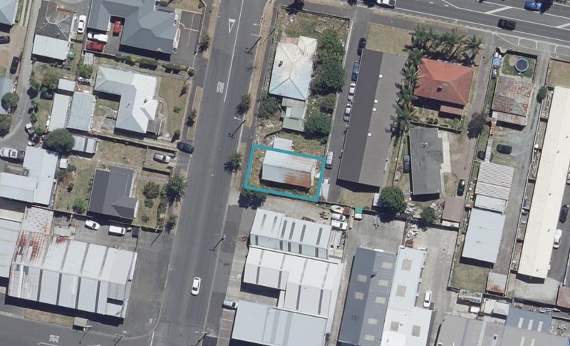 1D Empire Street, Frankton, Hamilton - Carousel 1