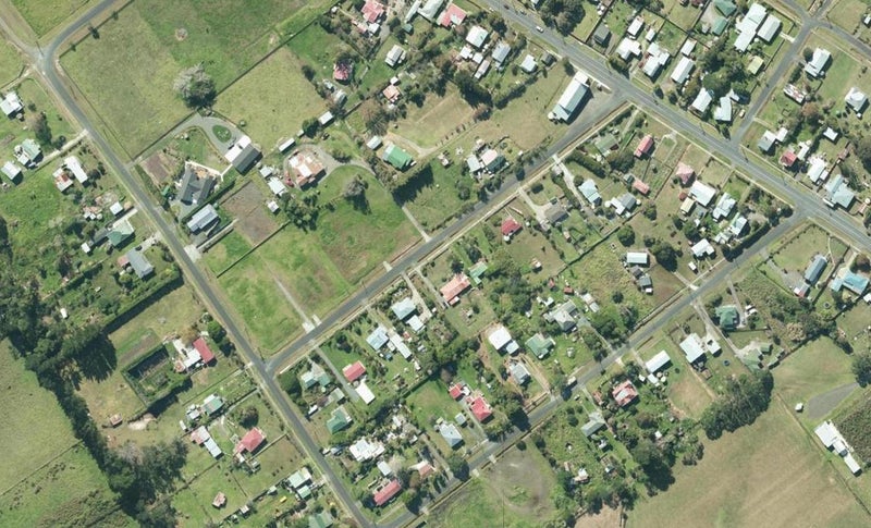 12 Agnes Street, Te Kōpuru - Carousel 1