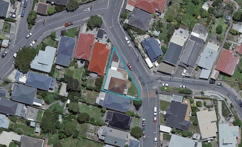 14 Overtoun Terrace, Hataitai, Wellington - Carousel 1