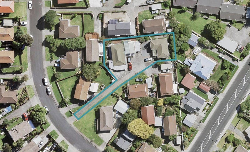 1/7 Borich Road, Sunnyvale, Auckland - Carousel 1