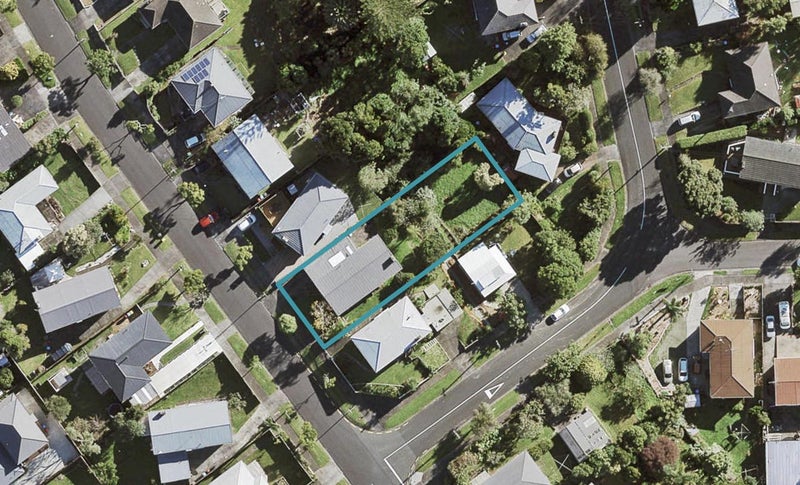 40 Rosamund Avenue, New Windsor, Auckland - Carousel 1