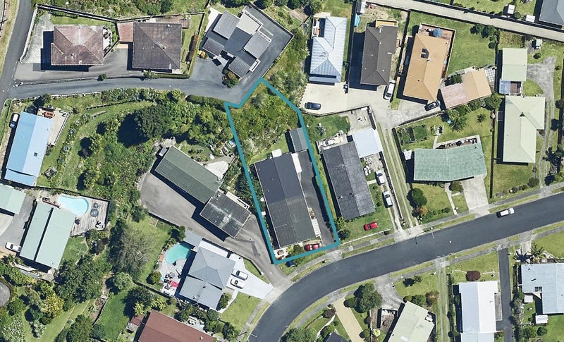 20B Balmoral Terrace, Otumoetai, Tauranga - Carousel 1