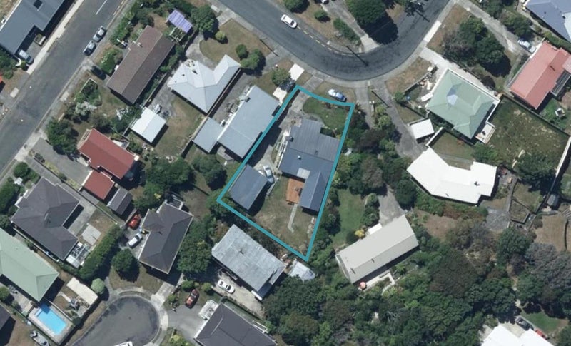 35 Tirowhanga Road, Paremata, Porirua - Carousel 1