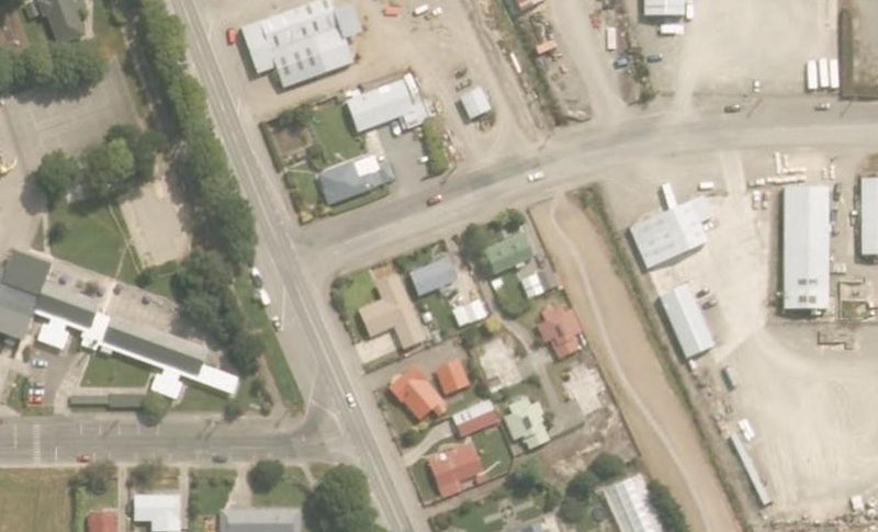 5 Moore Road, Winton, Winton - Carousel 1