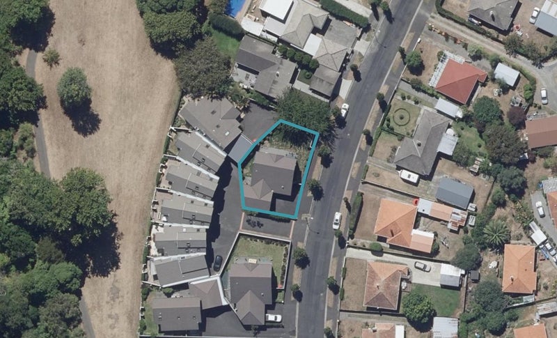 22A Jellicoe Drive, Hamilton East, Hamilton - Carousel 1