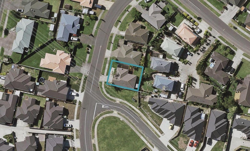 16 McKittrick Avenue, Flat Bush, Auckland - Carousel 1