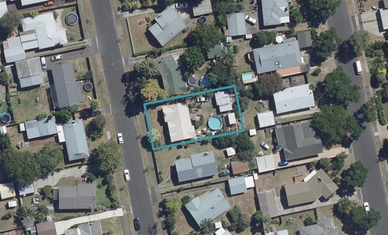 22 Clematis Avenue, Pukete, Hamilton - Carousel 1